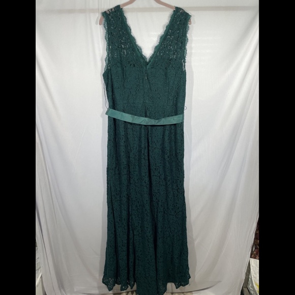 NEW Adrianna Papell [ Plus Size‎ 20W ] Ribbon-Belt Lace Gown in Forest - Picture 10 of 12